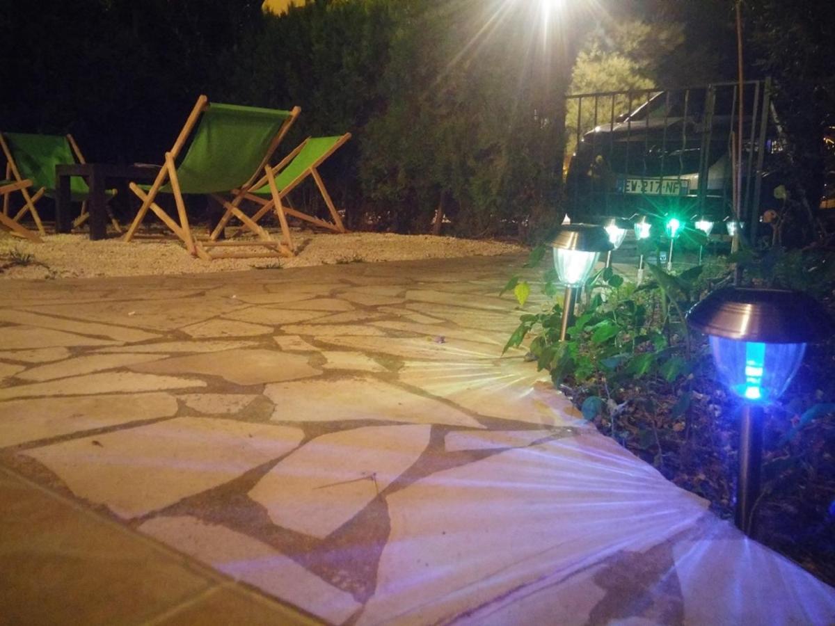 Agreable T3 Avec Jardin Et Parking Prive, A 350M Du Centre Ville Et Des Plages, Wifi, Remise Supplementaire De 10 Pourcent Pour Une Location A La Semaine Кавалере-сюр-Мер Екстериор снимка