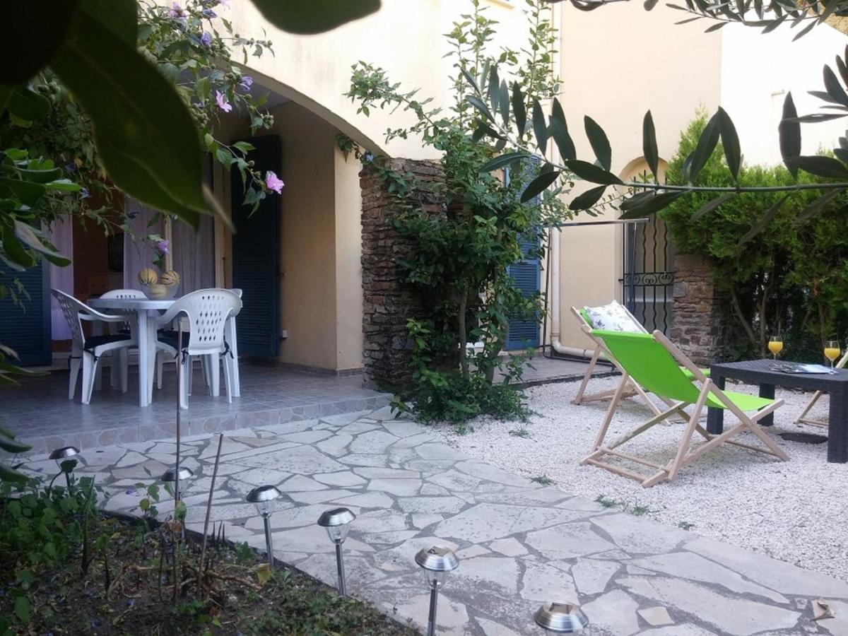 Agreable T3 Avec Jardin Et Parking Prive, A 350M Du Centre Ville Et Des Plages, Wifi, Remise Supplementaire De 10 Pourcent Pour Une Location A La Semaine Кавалере-сюр-Мер Екстериор снимка
